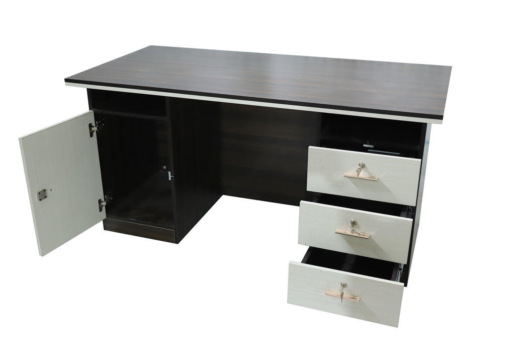 Royal Desk